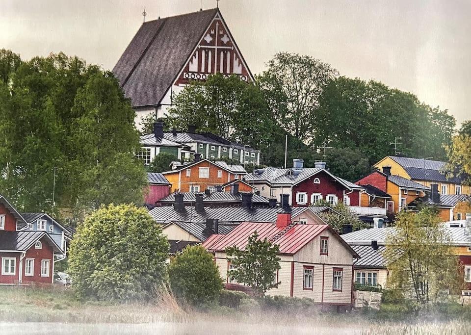 Porvoon Helmi Viehattava Asunto Joen Rannassa Exterior photo